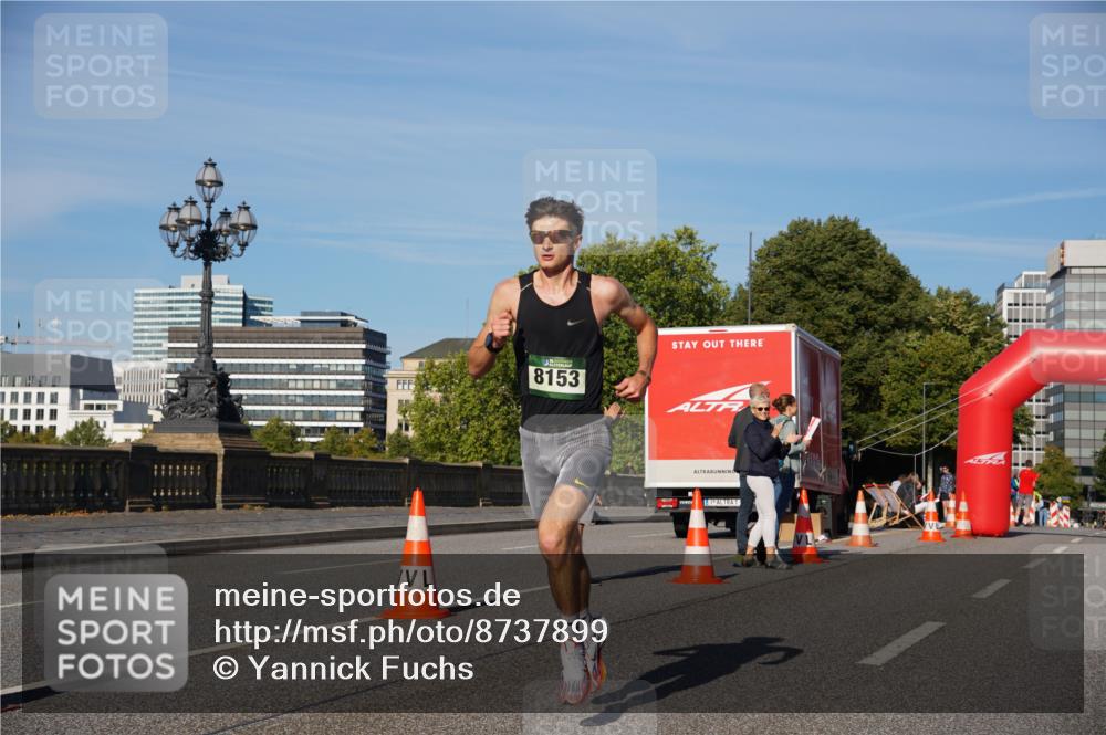 07.09.2025 - BARMER Alsterlauf Yannick Fuchs http://msf.ph/oto/8737899 07.09.2025 09:24:49 Laufen 8153, 1 meine-sportfotos.de
