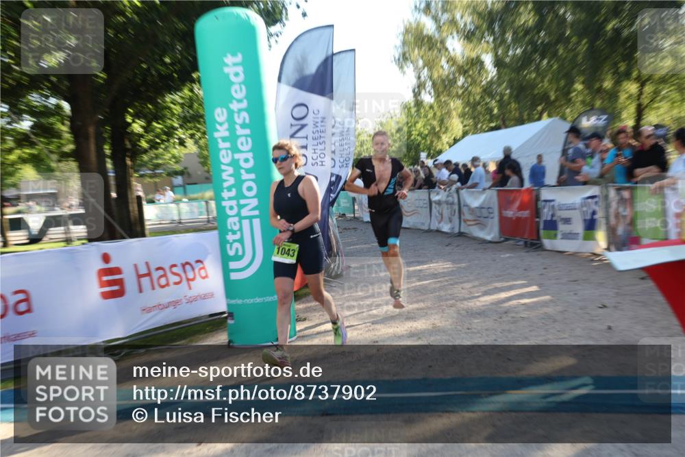 07.09.2025 - 19. Norderstedt Triathlon Luisa Fischer http://msf.ph/oto/8737902 07.09.2025 16:46:12 Ziel 474, 1043, 1621 meine-sportfotos.de