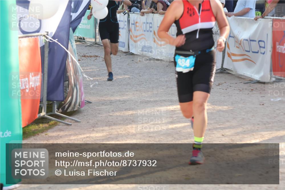 07.09.2025 - 19. Norderstedt Triathlon Luisa Fischer http://msf.ph/oto/8737932 07.09.2025 16:46:20 Ziel 884, 1601 meine-sportfotos.de