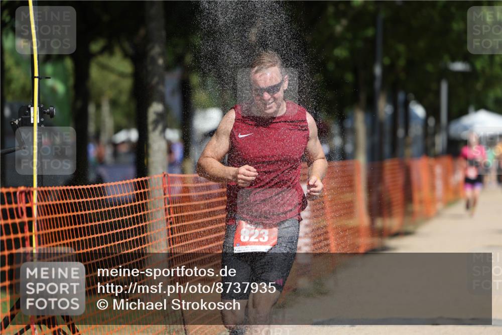 07.09.2025 - 19. Norderstedt Triathlon Michael Strokosch http://msf.ph/oto/8737935 07.09.2025 12:28:55 Laufen 155, 184, 267, 823, 1358 meine-sportfotos.de