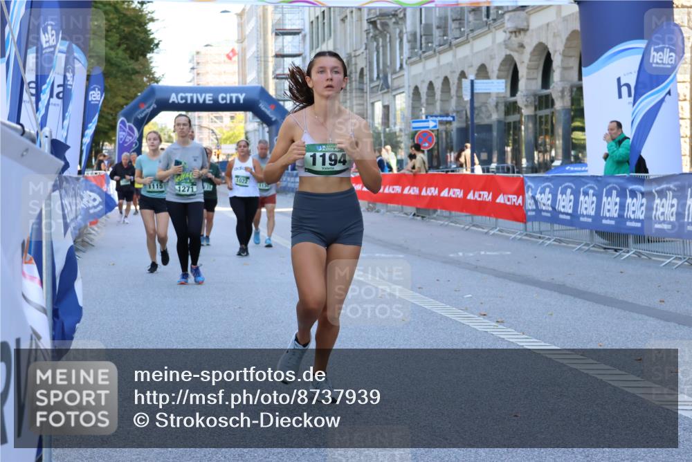 07.09.2025 - BARMER Alsterlauf Strokosch-Dieckow http://msf.ph/oto/8737939 07.09.2025 11:43:58 Ziel 1093, 1099 meine-sportfotos.de