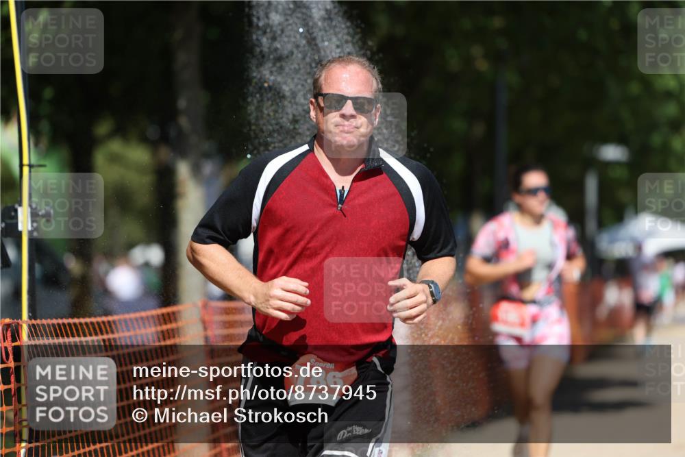 07.09.2025 - 19. Norderstedt Triathlon Michael Strokosch http://msf.ph/oto/8737945 07.09.2025 13:04:52 Laufen 195, 239, 786, 1242, 1295 meine-sportfotos.de