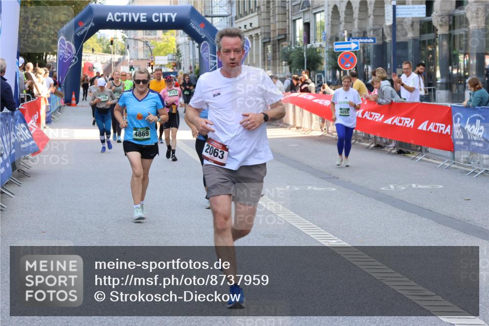 07.09.2025 - BARMER Alsterlauf Strokosch-Dieckow http://msf.ph/oto/8737959 07.09.2025 10:19:11 Ziel 2761, 3488, 3581, 4395, 4509, 4510, 4975, 5325, 5503, 5560, 5698, 6003, 6319 meine-sportfotos.de