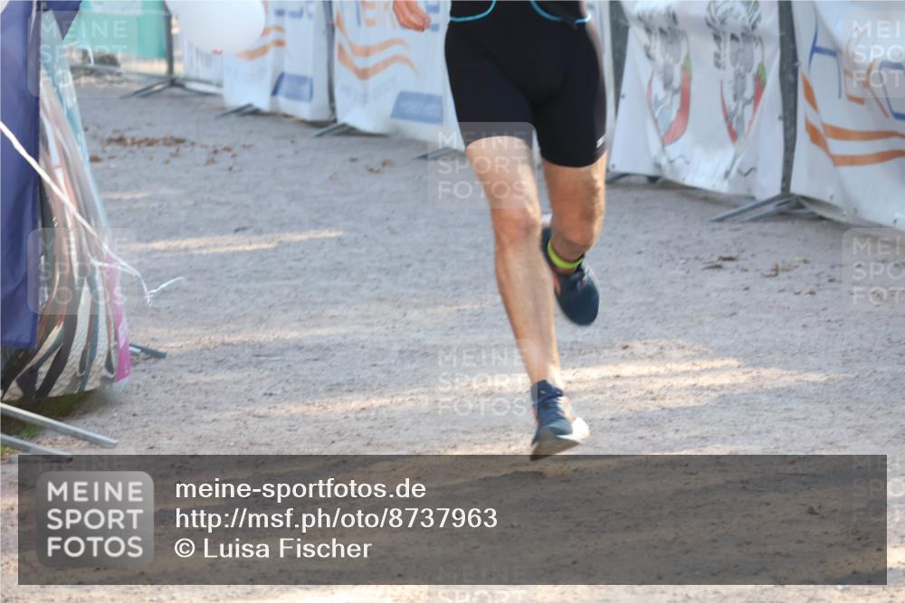 07.09.2025 - 19. Norderstedt Triathlon Luisa Fischer http://msf.ph/oto/8737963 07.09.2025 16:46:22 Ziel 884, 1601 meine-sportfotos.de
