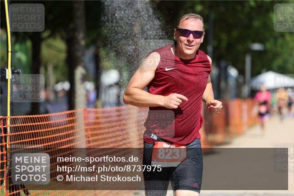 07.09.2025 - 19. Norderstedt Triathlon Michael Strokosch http://msf.ph/oto/8737975 07.09.2025 12:28:55 Laufen 155, 184, 267, 823, 1358 meine-sportfotos.de