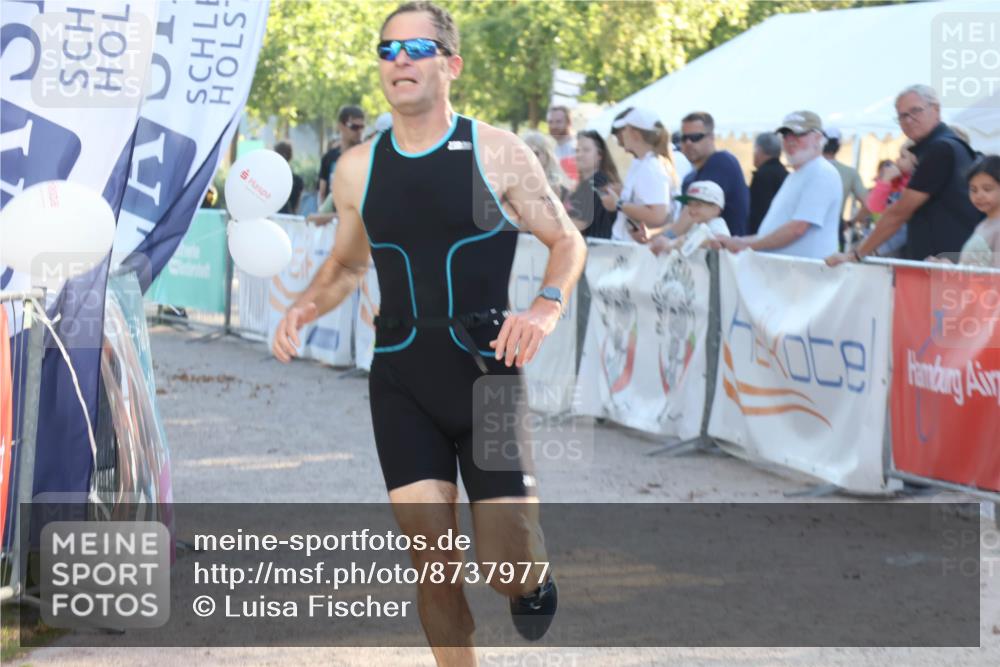 07.09.2025 - 19. Norderstedt Triathlon Luisa Fischer http://msf.ph/oto/8737977 07.09.2025 16:46:23 Ziel 884, 1601 meine-sportfotos.de