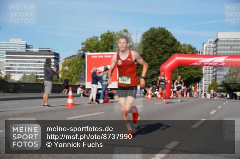 07.09.2025 - BARMER Alsterlauf Yannick Fuchs http://msf.ph/oto/8737990 07.09.2025 09:25:20 Laufen 3647 meine-sportfotos.de