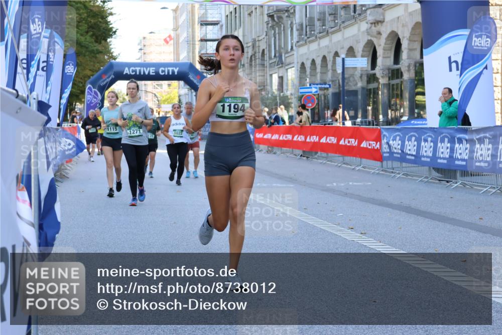 07.09.2025 - BARMER Alsterlauf Strokosch-Dieckow http://msf.ph/oto/8738012 07.09.2025 11:43:58 Ziel 1093, 1099 meine-sportfotos.de