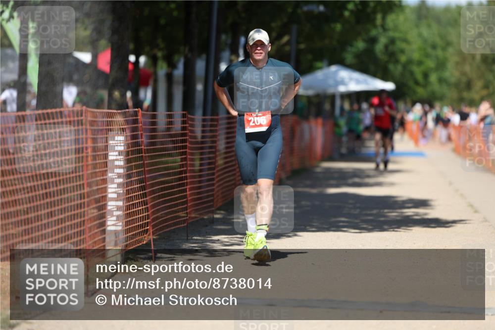 07.09.2025 - 19. Norderstedt Triathlon Michael Strokosch http://msf.ph/oto/8738014 07.09.2025 13:45:24 Laufen 193, 206 meine-sportfotos.de