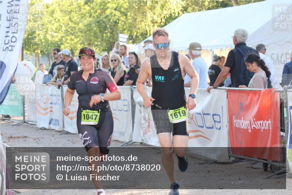 07.09.2025 - 19. Norderstedt Triathlon Luisa Fischer http://msf.ph/oto/8738020 07.09.2025 16:46:34 Ziel 1047, 1619 meine-sportfotos.de