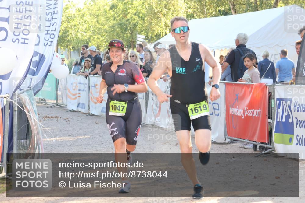 07.09.2025 - 19. Norderstedt Triathlon Luisa Fischer http://msf.ph/oto/8738044 07.09.2025 16:46:35 Ziel 1047, 1619 meine-sportfotos.de