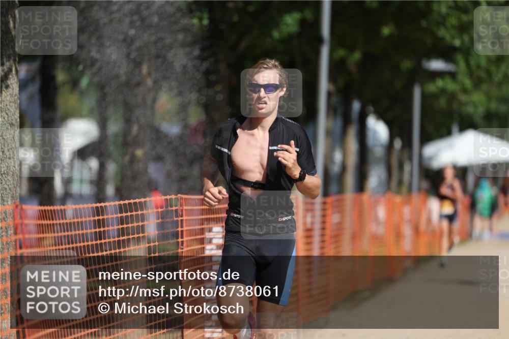 07.09.2025 - 19. Norderstedt Triathlon Michael Strokosch http://msf.ph/oto/8738061 07.09.2025 11:49:45 Laufen 770, 1160, 1184, 1383 meine-sportfotos.de