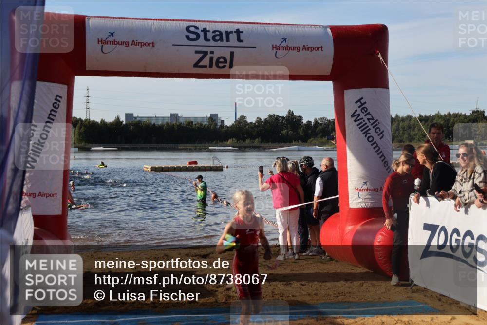 07.09.2025 - 19. Norderstedt Triathlon Luisa Fischer http://msf.ph/oto/8738067 07.09.2025 09:02:08 Schwimmen 1, 4, 44, 46, 50 meine-sportfotos.de