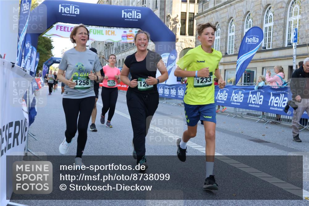 07.09.2025 - BARMER Alsterlauf Strokosch-Dieckow http://msf.ph/oto/8738099 07.09.2025 11:43:52 Ziel 1108, 1110, 1118, 1119, 1136 meine-sportfotos.de