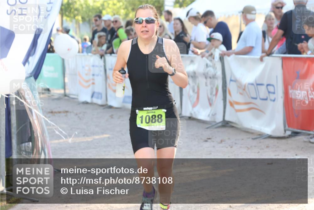 07.09.2025 - 19. Norderstedt Triathlon Luisa Fischer http://msf.ph/oto/8738108 07.09.2025 16:46:44 Ziel 1047, 1088 meine-sportfotos.de