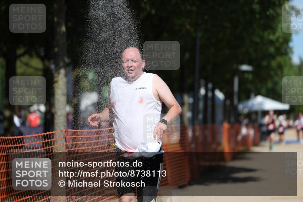 07.09.2025 - 19. Norderstedt Triathlon Michael Strokosch http://msf.ph/oto/8738113 07.09.2025 13:05:01 Laufen 1276 meine-sportfotos.de