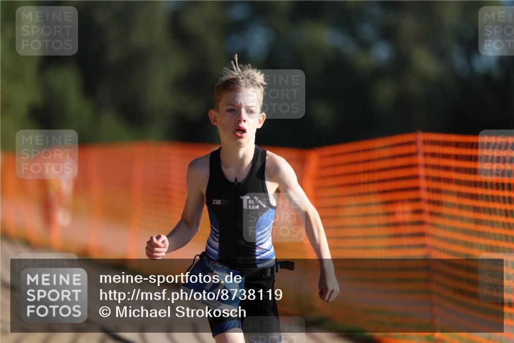 07.09.2025 - 19. Norderstedt Triathlon Michael Strokosch http://msf.ph/oto/8738119 07.09.2025 09:12:15 Laufen 12 meine-sportfotos.de