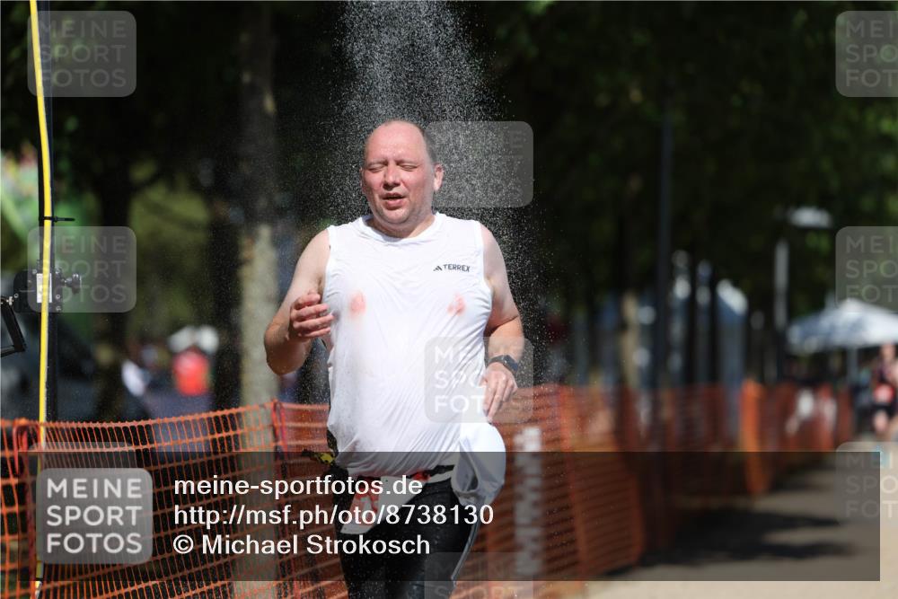 07.09.2025 - 19. Norderstedt Triathlon Michael Strokosch http://msf.ph/oto/8738130 07.09.2025 13:05:01 Laufen 1276 meine-sportfotos.de