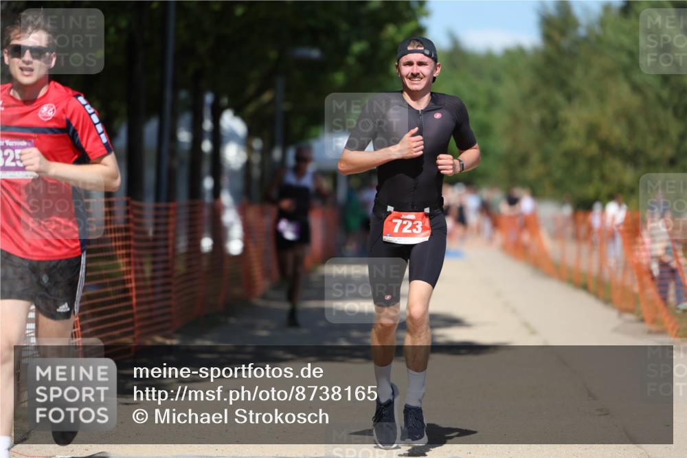 07.09.2025 - 19. Norderstedt Triathlon Michael Strokosch http://msf.ph/oto/8738165 07.09.2025 13:45:36 Laufen 325, 338, 723 meine-sportfotos.de