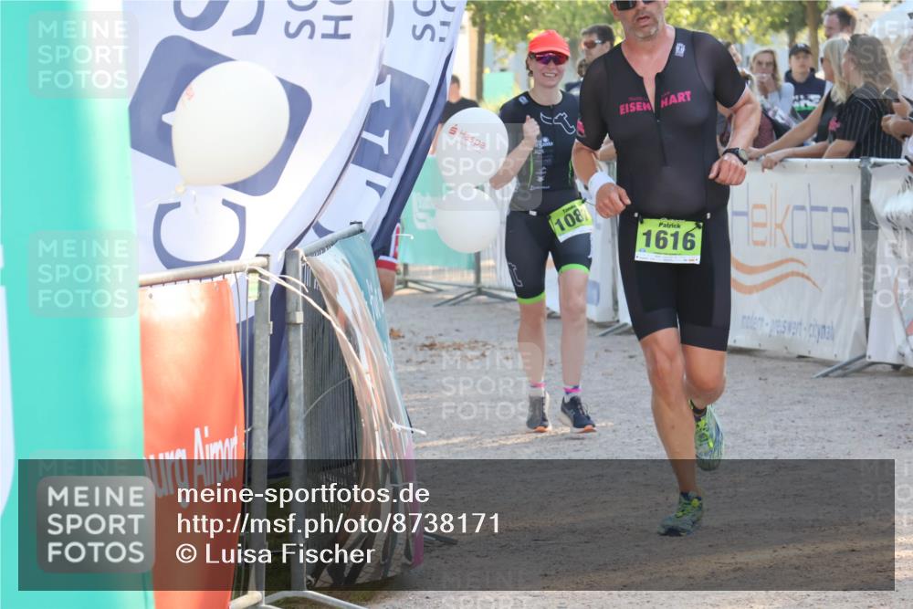 07.09.2025 - 19. Norderstedt Triathlon Luisa Fischer http://msf.ph/oto/8738171 07.09.2025 16:47:03 Ziel 503, 1087, 1616 meine-sportfotos.de