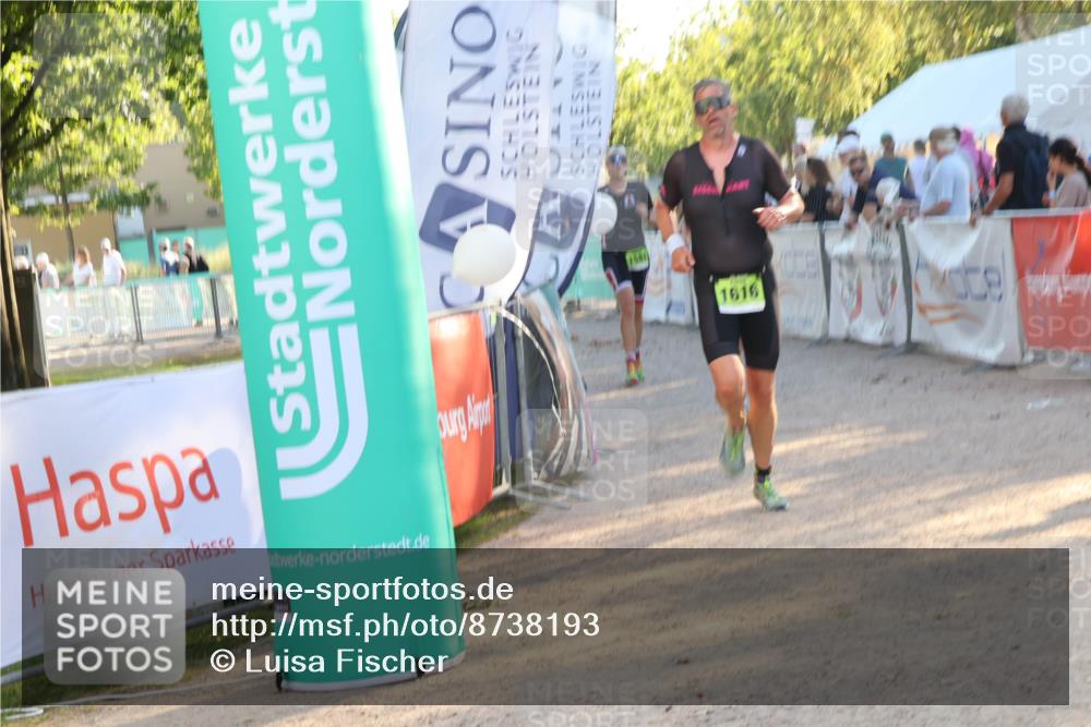 07.09.2025 - 19. Norderstedt Triathlon Luisa Fischer http://msf.ph/oto/8738193 07.09.2025 16:47:04 Ziel 503, 1087, 1616 meine-sportfotos.de