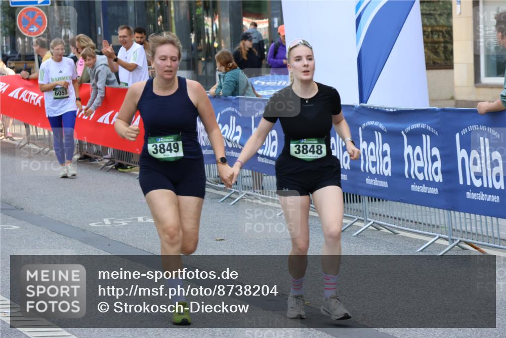 07.09.2025 - BARMER Alsterlauf Strokosch-Dieckow http://msf.ph/oto/8738204 07.09.2025 10:19:10 Ziel 2761, 3399, 3400, 3488, 3581, 4395, 4509, 4510, 4975, 5325, 5503, 5560, 5698, 6003, 6319 meine-sportfotos.de