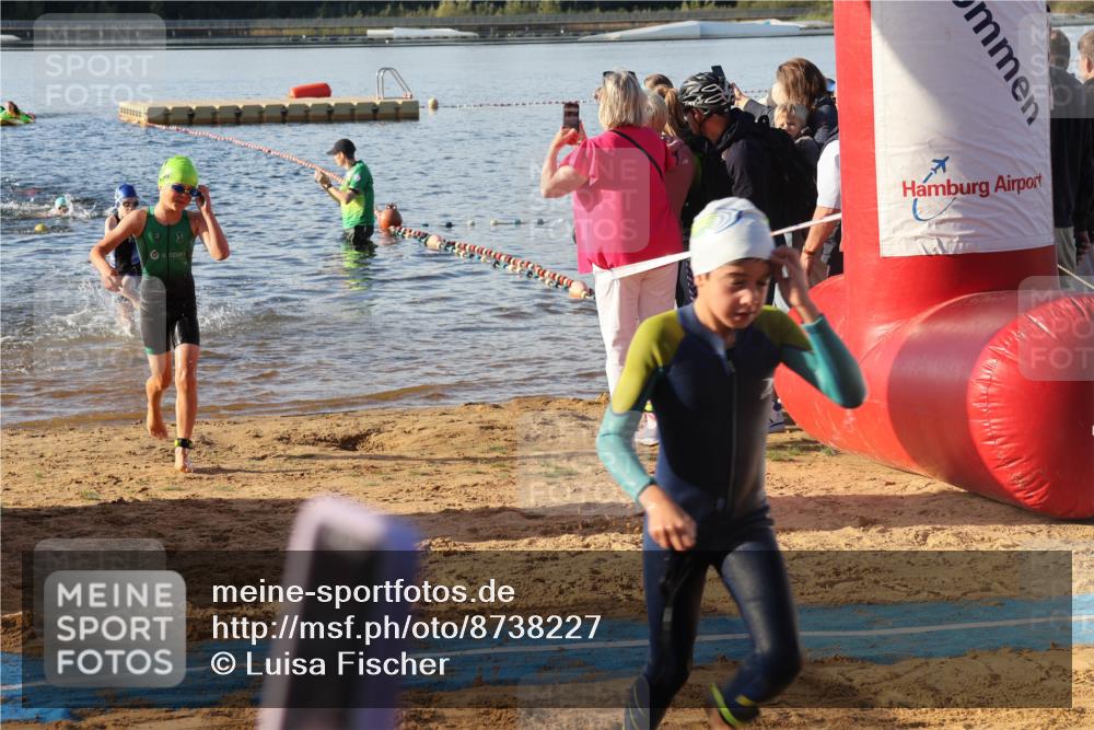 07.09.2025 - 19. Norderstedt Triathlon Luisa Fischer http://msf.ph/oto/8738227 07.09.2025 09:02:40 Schwimmen 3, 9, 12, 14, 25, 32, 49 meine-sportfotos.de