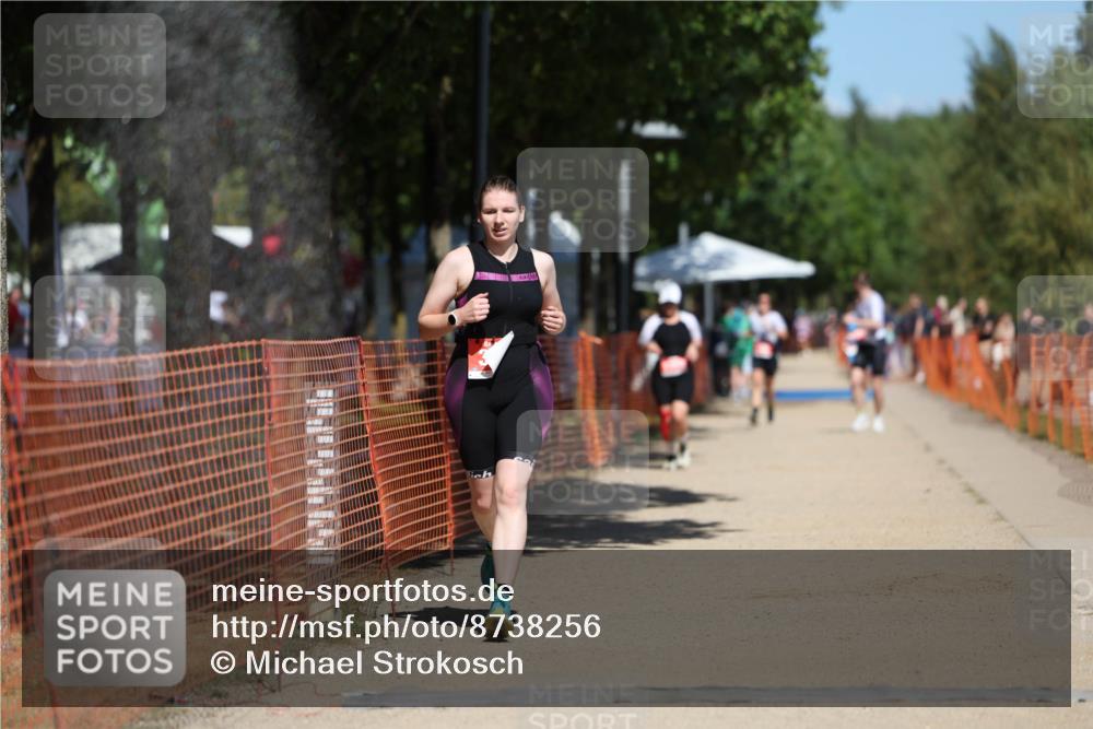 07.09.2025 - 19. Norderstedt Triathlon Michael Strokosch http://msf.ph/oto/8738256 07.09.2025 13:05:11 Laufen 307 meine-sportfotos.de
