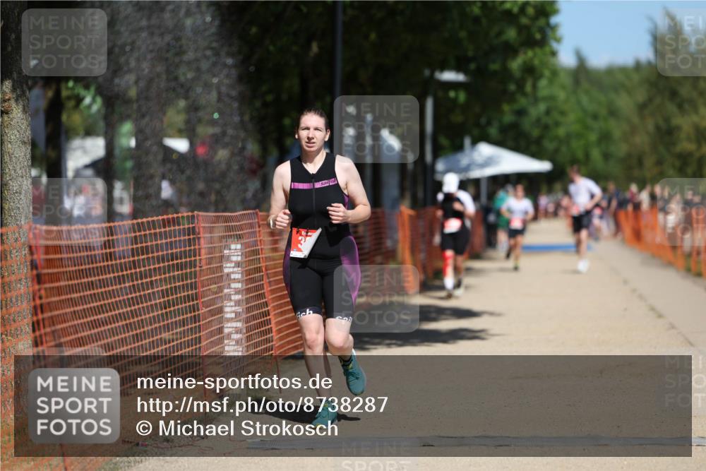 07.09.2025 - 19. Norderstedt Triathlon Michael Strokosch http://msf.ph/oto/8738287 07.09.2025 13:05:12 Laufen 307, 1360 meine-sportfotos.de