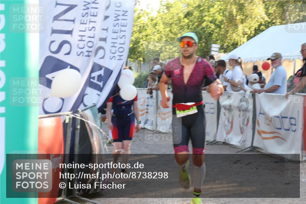07.09.2025 - 19. Norderstedt Triathlon Luisa Fischer http://msf.ph/oto/8738298 07.09.2025 16:47:13 Ziel 1069, 1087, 1581, 1611, 1616 meine-sportfotos.de