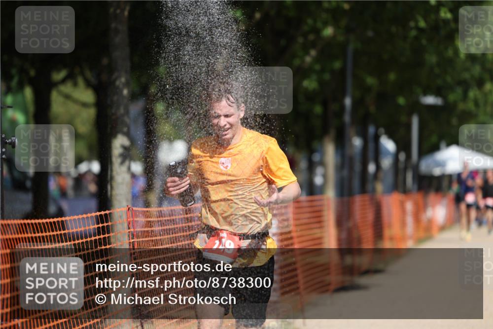 07.09.2025 - 19. Norderstedt Triathlon Michael Strokosch http://msf.ph/oto/8738300 07.09.2025 12:29:08 Laufen 149 meine-sportfotos.de