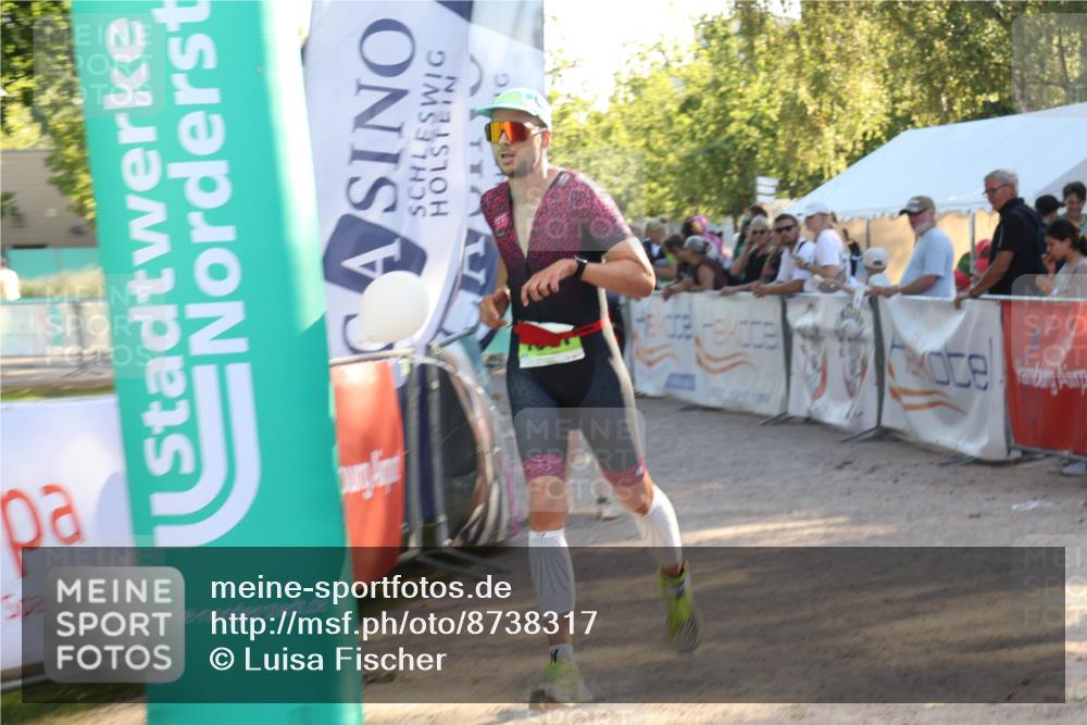07.09.2025 - 19. Norderstedt Triathlon Luisa Fischer http://msf.ph/oto/8738317 07.09.2025 16:47:14 Ziel 1069, 1087, 1581, 1611 meine-sportfotos.de
