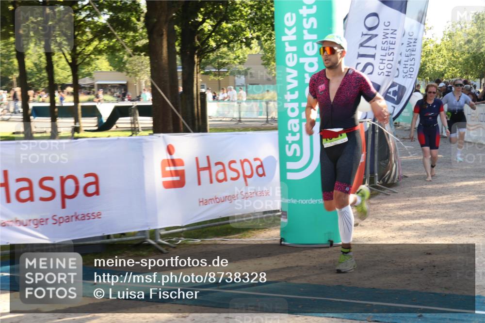 07.09.2025 - 19. Norderstedt Triathlon Luisa Fischer http://msf.ph/oto/8738328 07.09.2025 16:47:14 Ziel 1069, 1087, 1581, 1611 meine-sportfotos.de