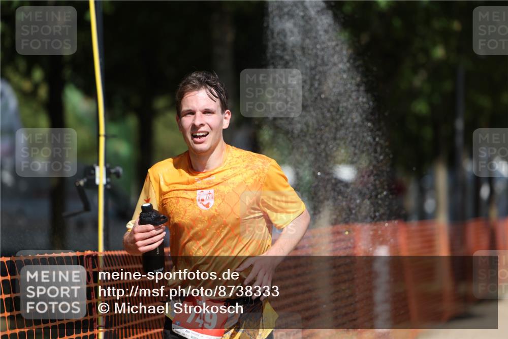 07.09.2025 - 19. Norderstedt Triathlon Michael Strokosch http://msf.ph/oto/8738333 07.09.2025 12:29:08 Laufen 149 meine-sportfotos.de