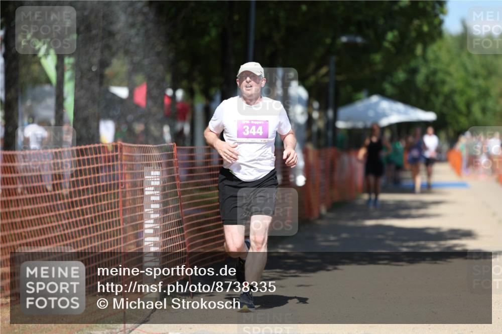 07.09.2025 - 19. Norderstedt Triathlon Michael Strokosch http://msf.ph/oto/8738335 07.09.2025 13:45:52 Laufen 344, 350 meine-sportfotos.de