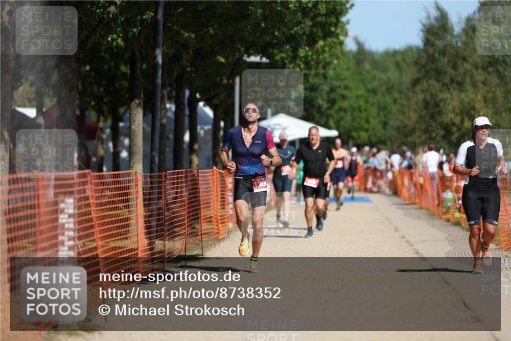 07.09.2025 - 19. Norderstedt Triathlon Michael Strokosch http://msf.ph/oto/8738352 07.09.2025 12:29:13 Laufen 1306, 1379 meine-sportfotos.de