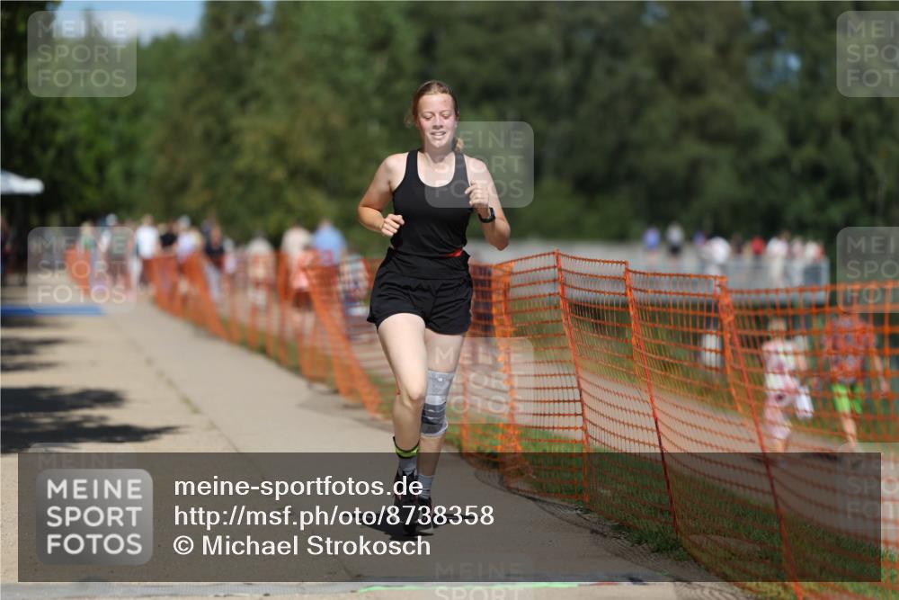 07.09.2025 - 19. Norderstedt Triathlon Michael Strokosch http://msf.ph/oto/8738358 07.09.2025 13:45:56 Laufen 344, 350, 1259 meine-sportfotos.de