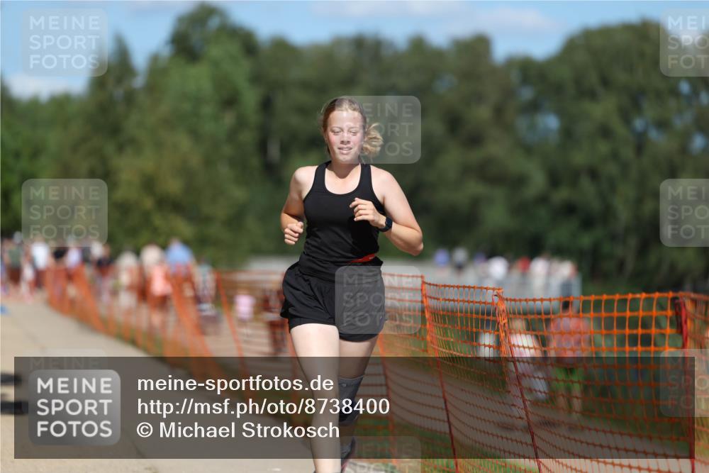 07.09.2025 - 19. Norderstedt Triathlon Michael Strokosch http://msf.ph/oto/8738400 07.09.2025 13:45:56 Laufen 344, 350, 1259 meine-sportfotos.de