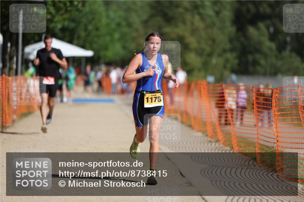 07.09.2025 - 19. Norderstedt Triathlon Michael Strokosch http://msf.ph/oto/8738415 07.09.2025 11:50:02 Laufen 1178, 1323 meine-sportfotos.de