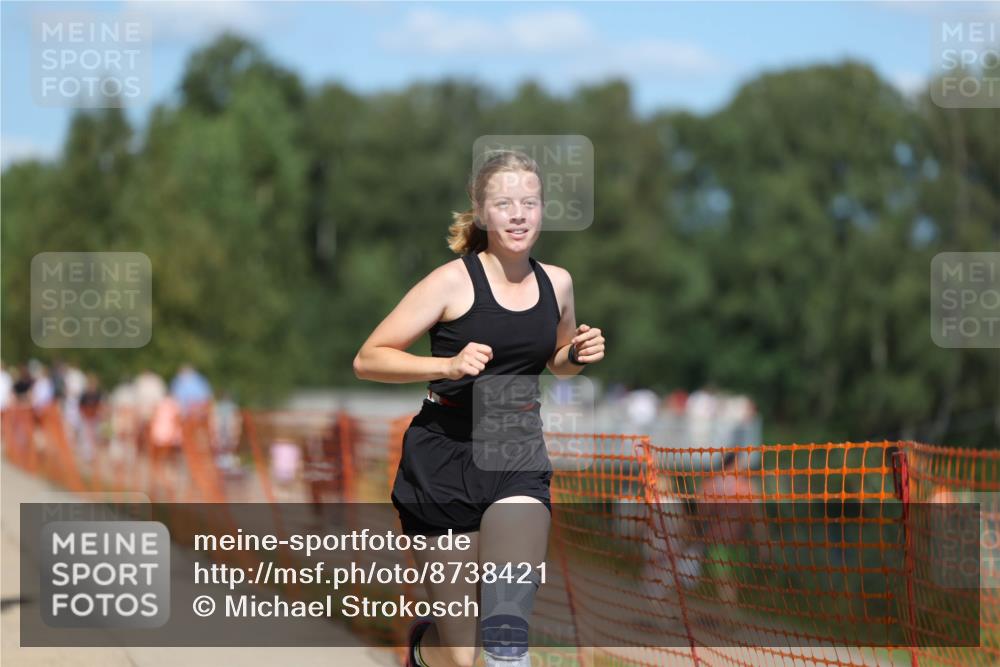 07.09.2025 - 19. Norderstedt Triathlon Michael Strokosch http://msf.ph/oto/8738421 07.09.2025 13:45:57 Laufen 344, 350, 1259 meine-sportfotos.de
