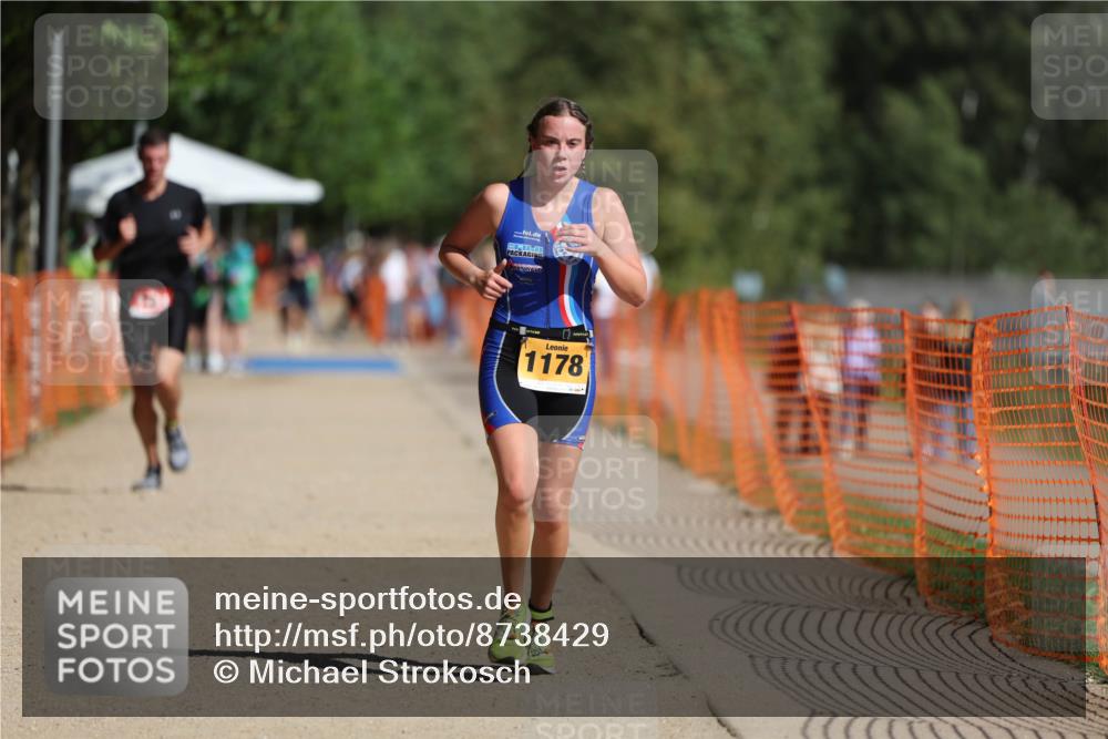 07.09.2025 - 19. Norderstedt Triathlon Michael Strokosch http://msf.ph/oto/8738429 07.09.2025 11:50:02 Laufen 1178, 1323 meine-sportfotos.de