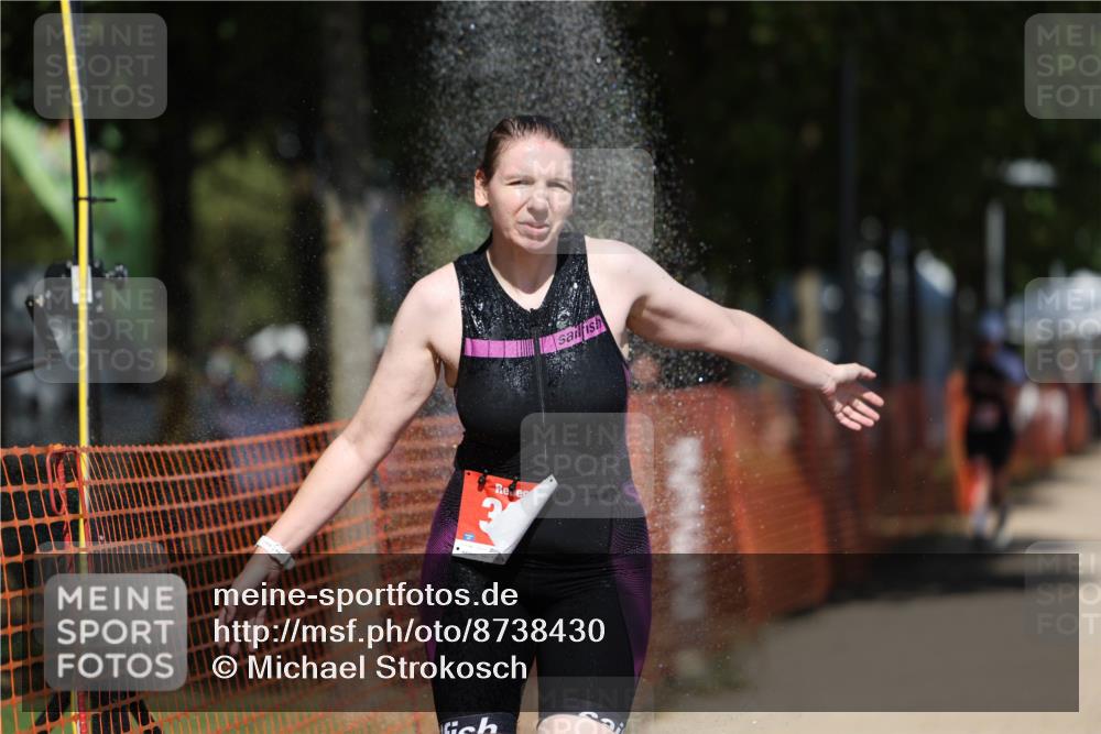 07.09.2025 - 19. Norderstedt Triathlon Michael Strokosch http://msf.ph/oto/8738430 07.09.2025 13:05:14 Laufen 307, 1360 meine-sportfotos.de