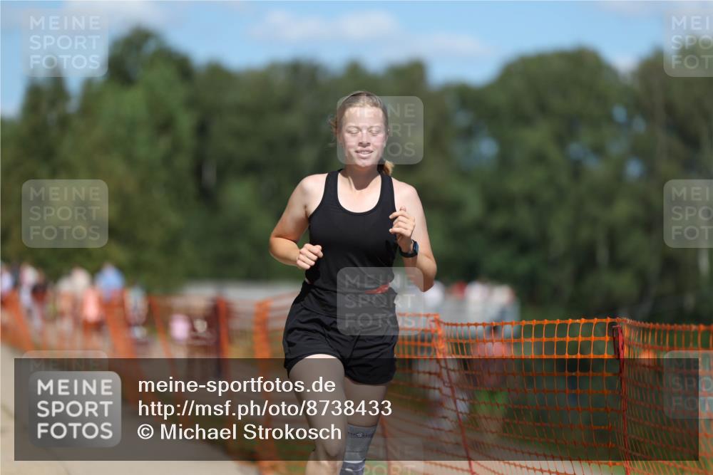 07.09.2025 - 19. Norderstedt Triathlon Michael Strokosch http://msf.ph/oto/8738433 07.09.2025 13:45:57 Laufen 344, 350, 1259 meine-sportfotos.de