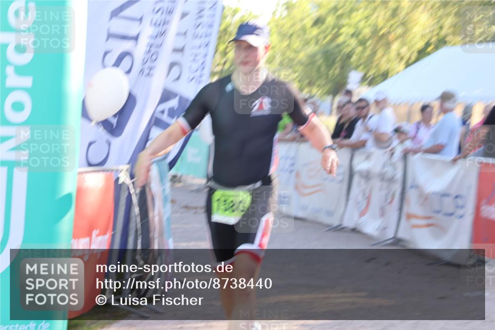 07.09.2025 - 19. Norderstedt Triathlon Luisa Fischer http://msf.ph/oto/8738440 07.09.2025 16:47:28 Ziel 1580 meine-sportfotos.de