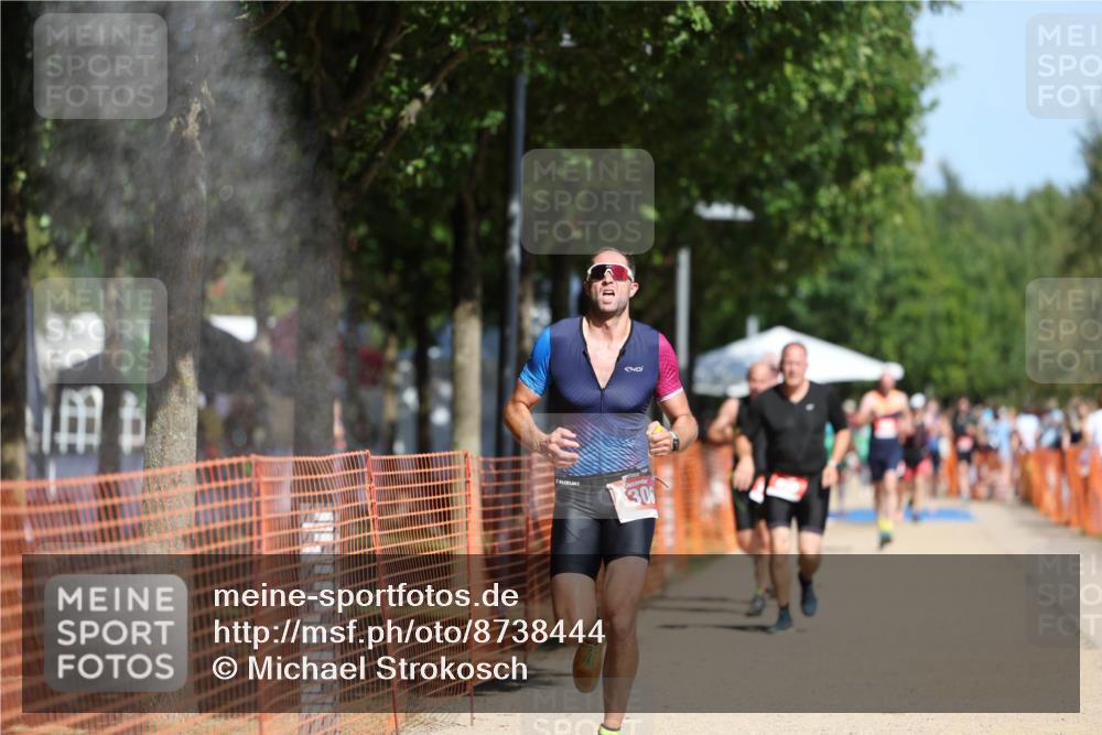 07.09.2025 - 19. Norderstedt Triathlon Michael Strokosch http://msf.ph/oto/8738444 07.09.2025 12:29:16 Laufen 818, 835, 1217, 1306, 1379 meine-sportfotos.de