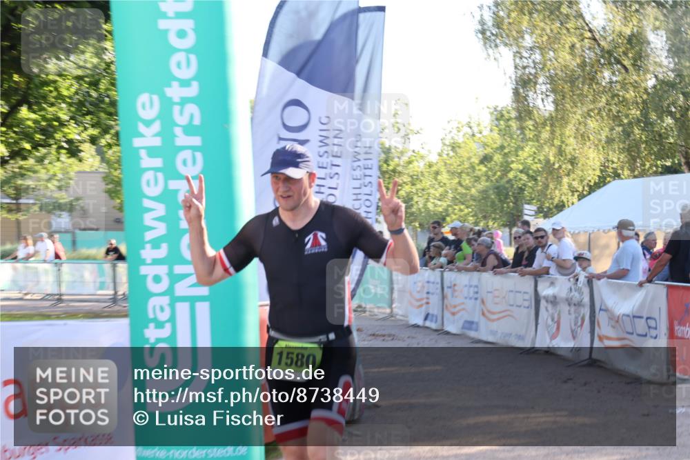 07.09.2025 - 19. Norderstedt Triathlon Luisa Fischer http://msf.ph/oto/8738449 07.09.2025 16:47:28 Ziel 1580 meine-sportfotos.de
