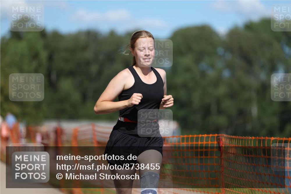 07.09.2025 - 19. Norderstedt Triathlon Michael Strokosch http://msf.ph/oto/8738455 07.09.2025 13:45:57 Laufen 344, 350, 1259 meine-sportfotos.de
