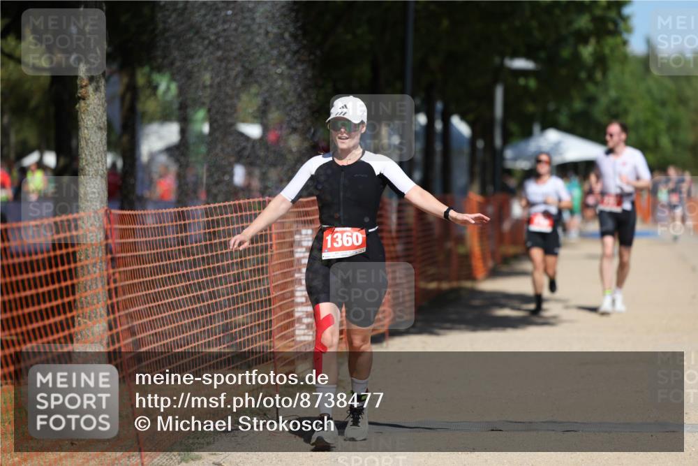 07.09.2025 - 19. Norderstedt Triathlon Michael Strokosch http://msf.ph/oto/8738477 07.09.2025 13:05:19 Laufen 737, 738, 1360 meine-sportfotos.de
