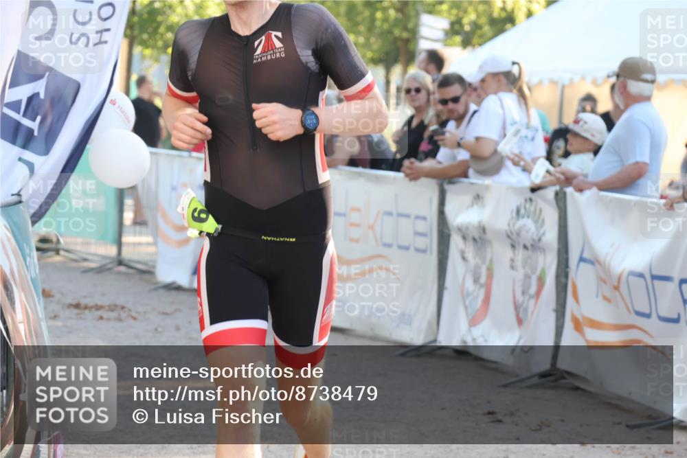 07.09.2025 - 19. Norderstedt Triathlon Luisa Fischer http://msf.ph/oto/8738479 07.09.2025 16:47:49 Ziel 1579 meine-sportfotos.de