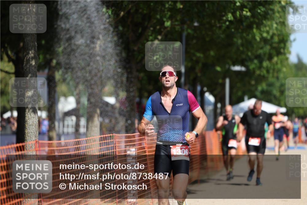 07.09.2025 - 19. Norderstedt Triathlon Michael Strokosch http://msf.ph/oto/8738487 07.09.2025 12:29:17 Laufen 818, 835, 1217, 1306, 1379 meine-sportfotos.de